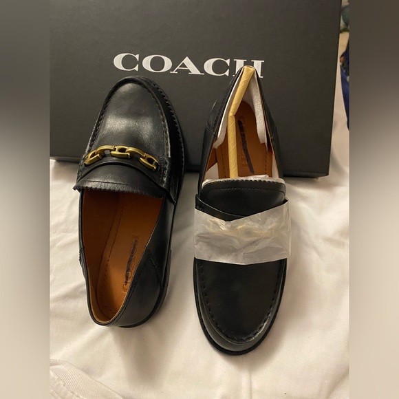 NWT NW COACH BLACK LOAFER - Picture 1 of 8